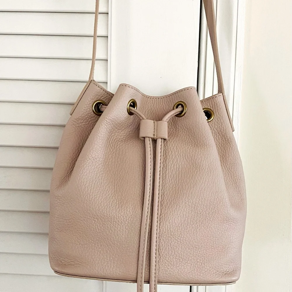 NEW J.Crew Factory Leather Bucket Bag with Tassels - Picture 2 of 9